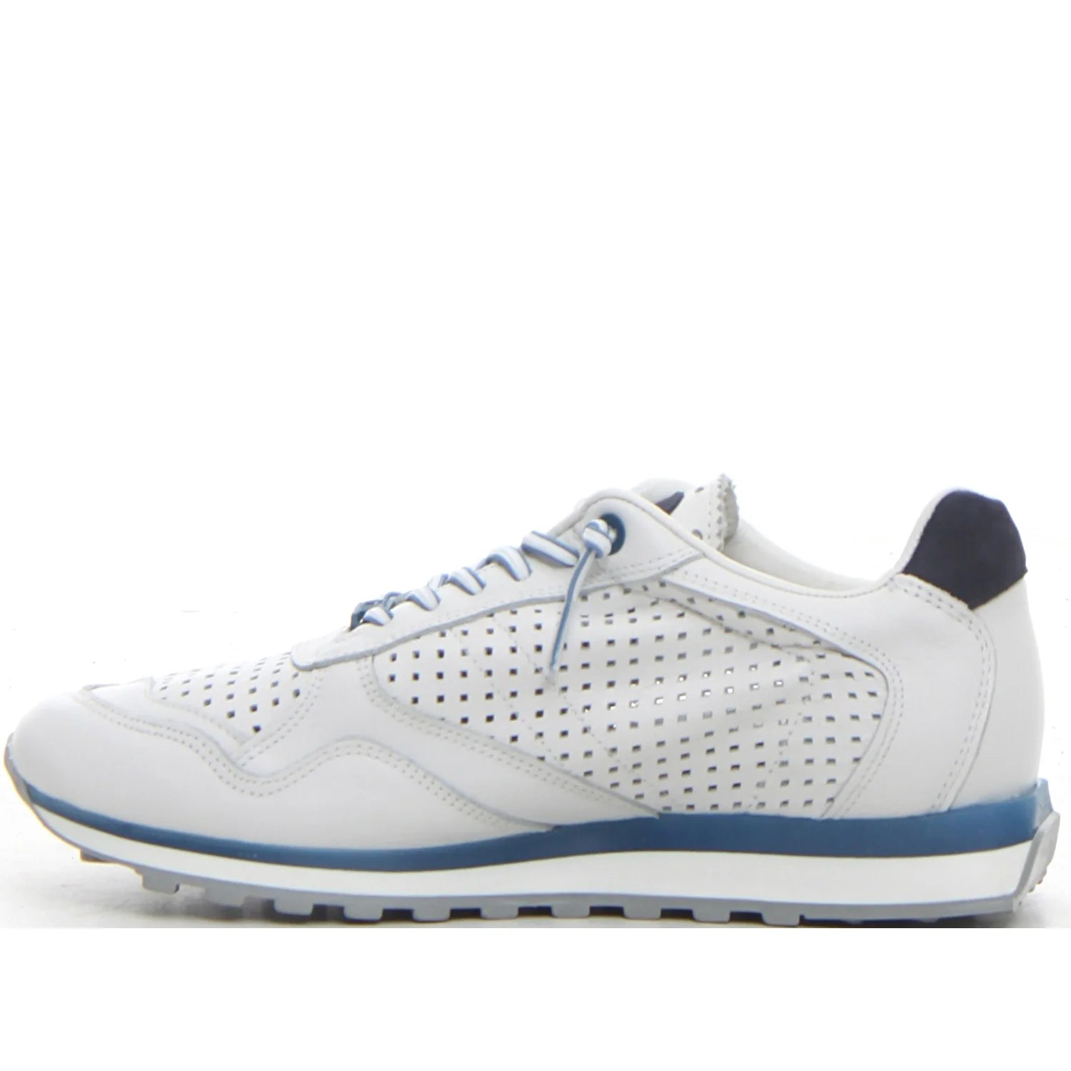 Sneaker - Image 2
