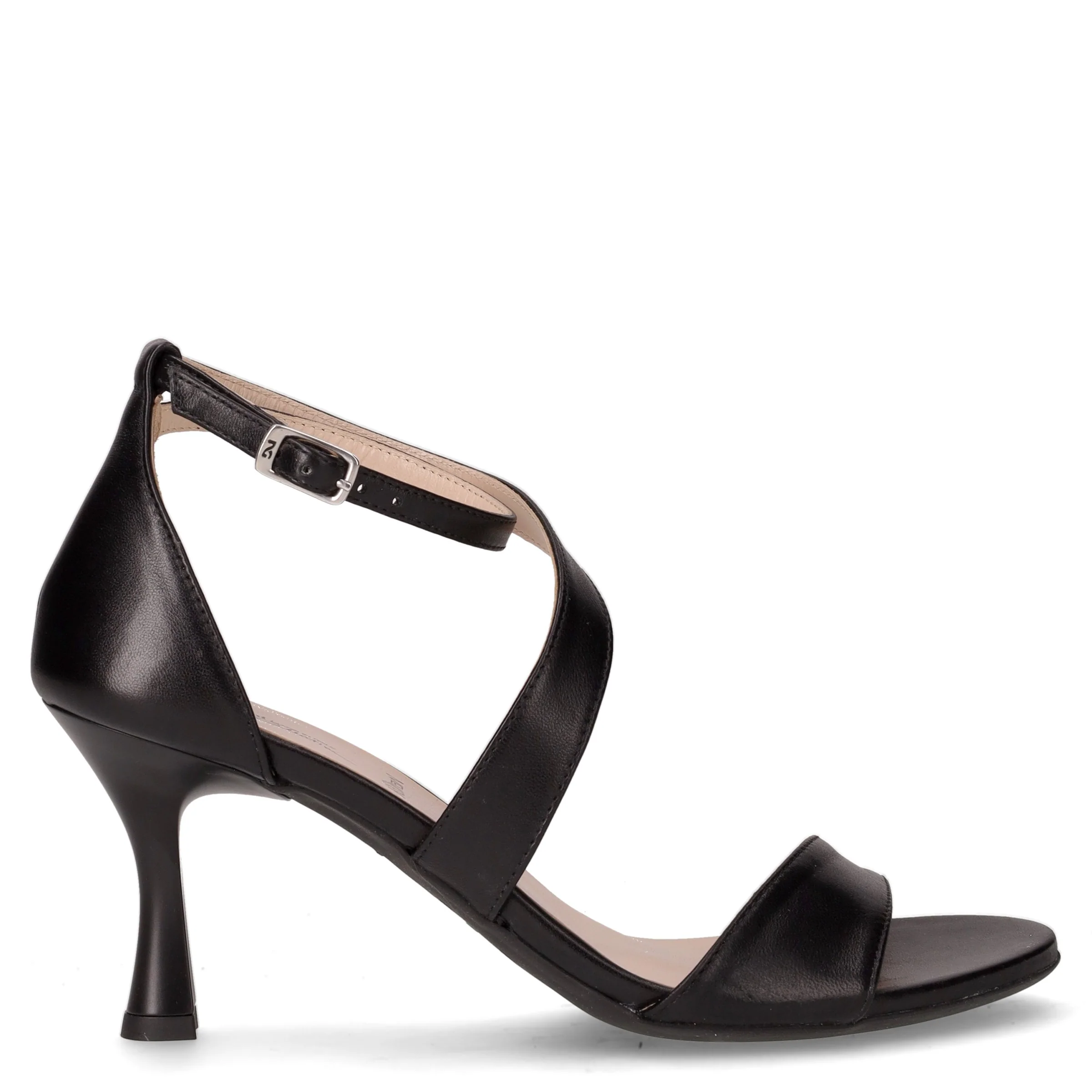 Sandalo in pelle con tacco nero