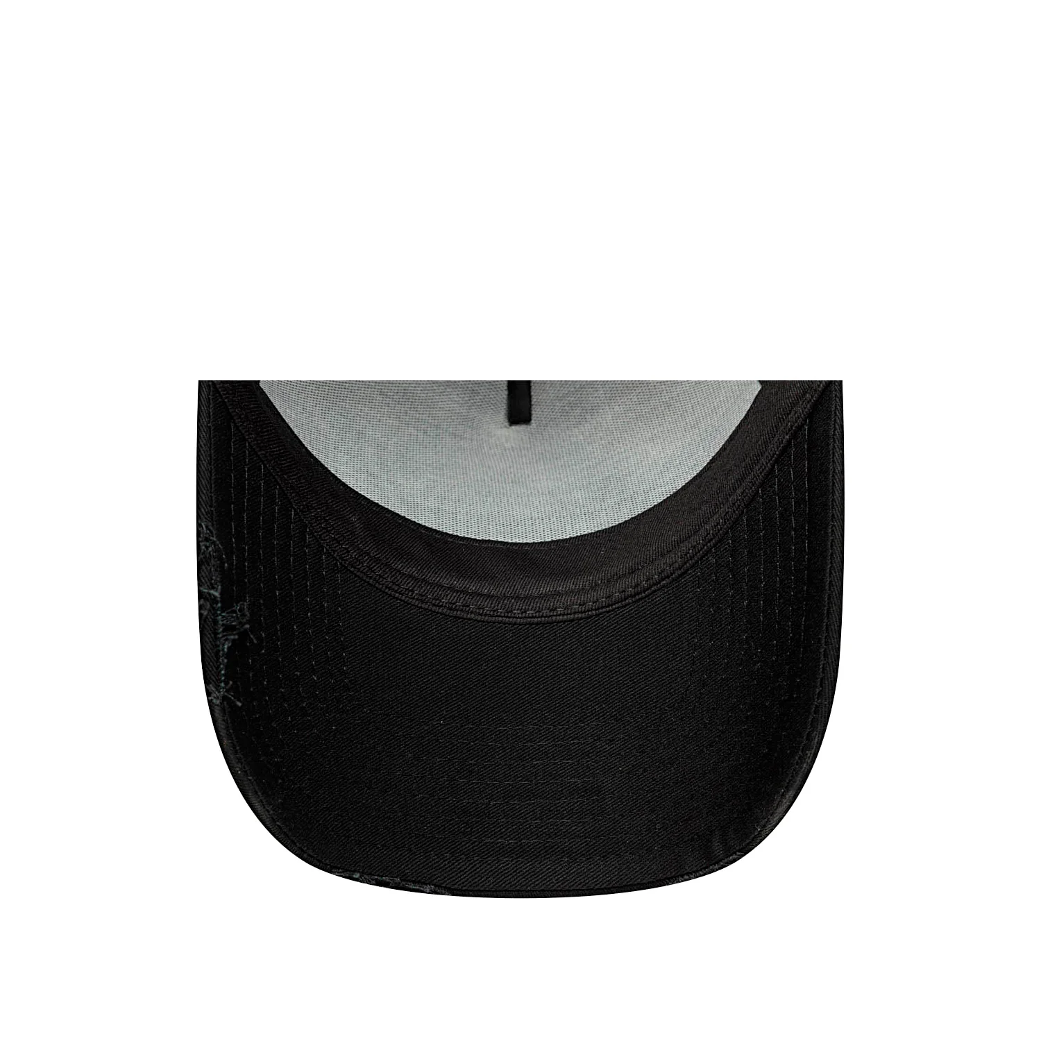 OVAL DISTRESS PATCH TRUCKER New Era black - Image 3