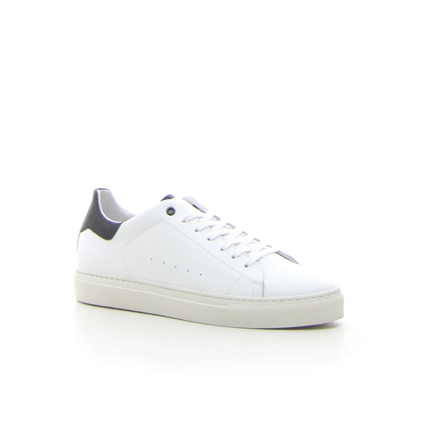 Sneaker - Image 2