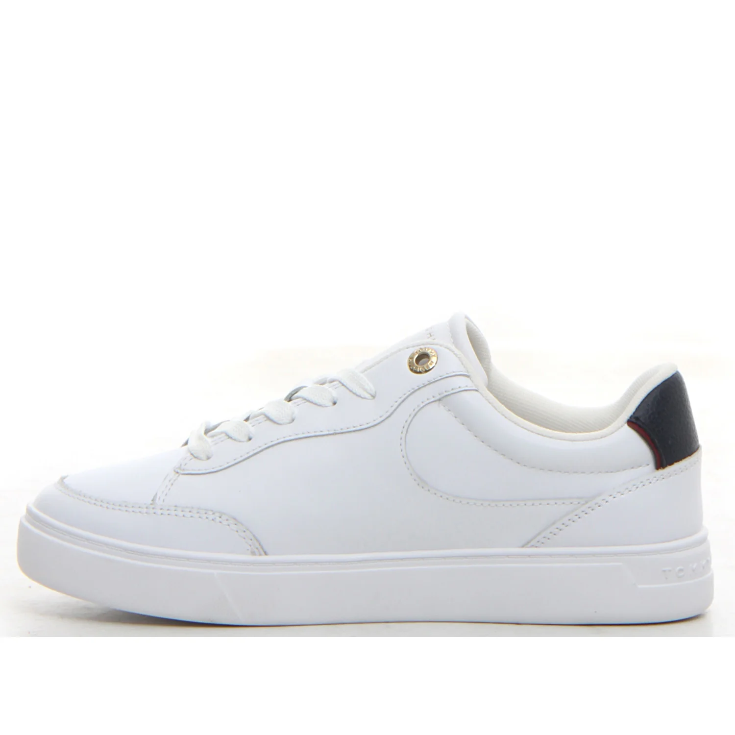 Essential Chic Court sneaker white - Image 2